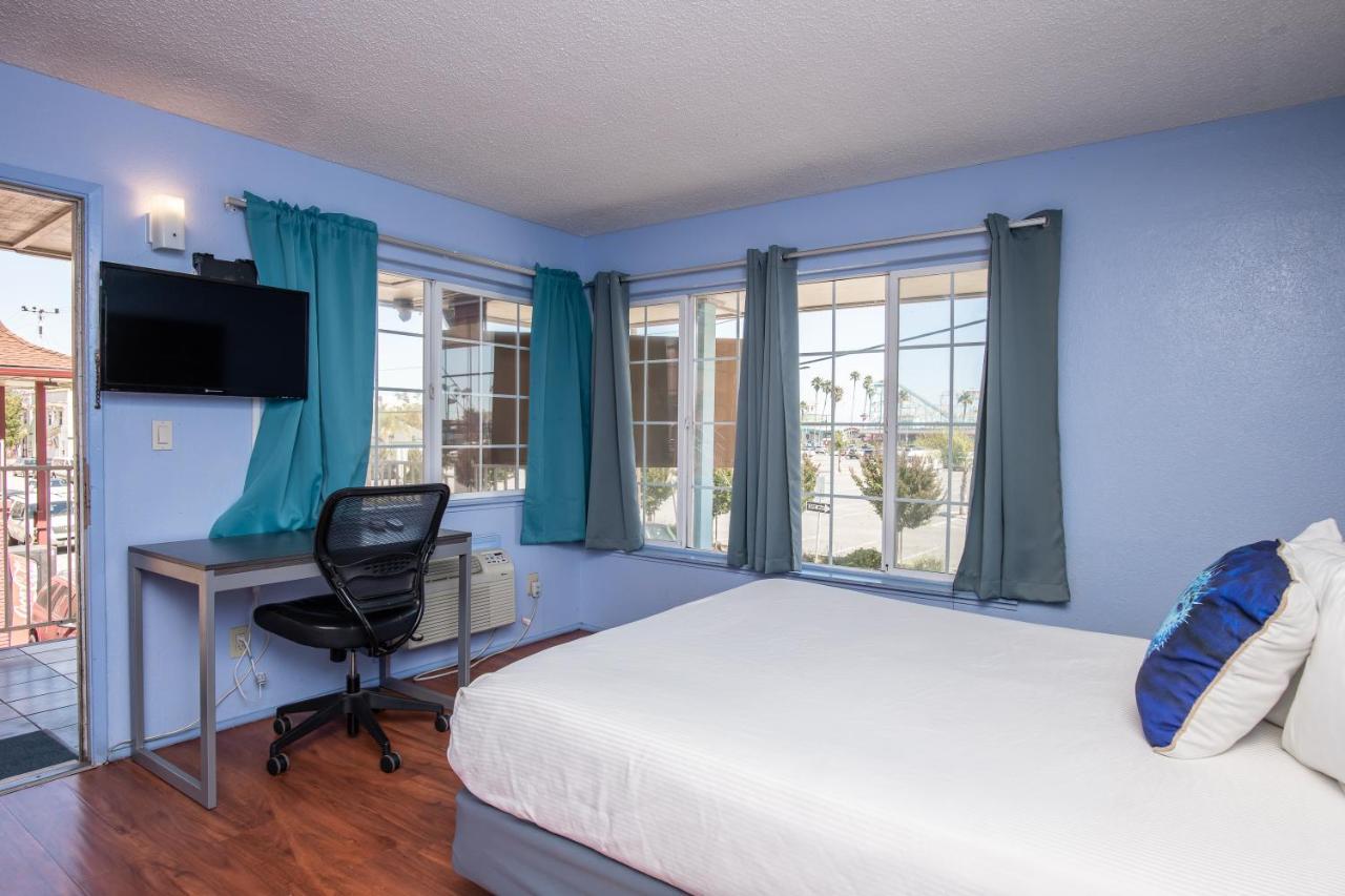 Aqua Breeze Inn Santa Cruz Extérieur photo